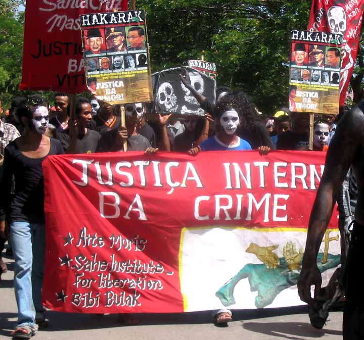 Demonstration for Justice in Dili. Photo by Karen Orenstein/ETAN
